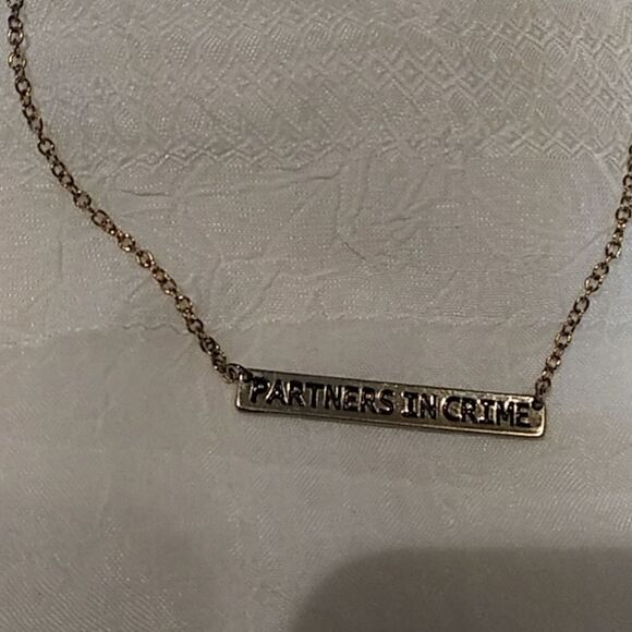 Icing Neckles   - Picture 5 of 6